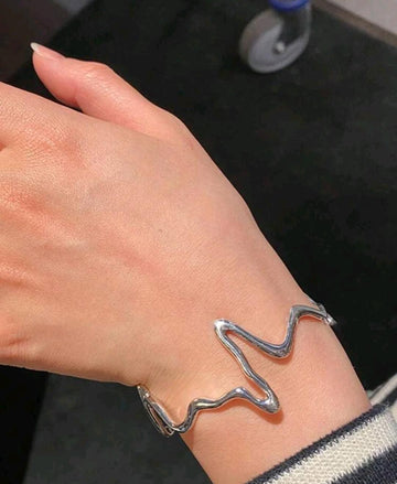 1pc Fashion Asymmetric Cuff Bangle For Women For Daily Decoration