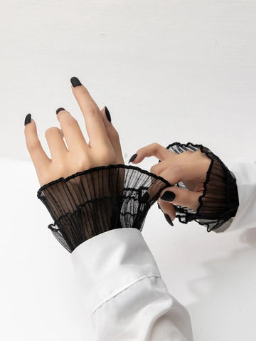 Ruffle Trim Ruched Cuffs