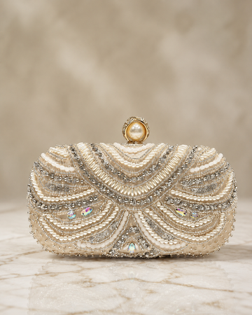 Handmade Woven Wicker Bag Pearl Decor Gift Basket With Handle, Suitable As Crossbody Bag Or Souvenir Bag, Drawstring Pouch, Home Decoration