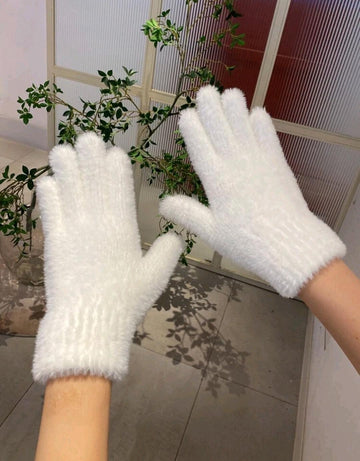 Solid Fuzzy Gloves
