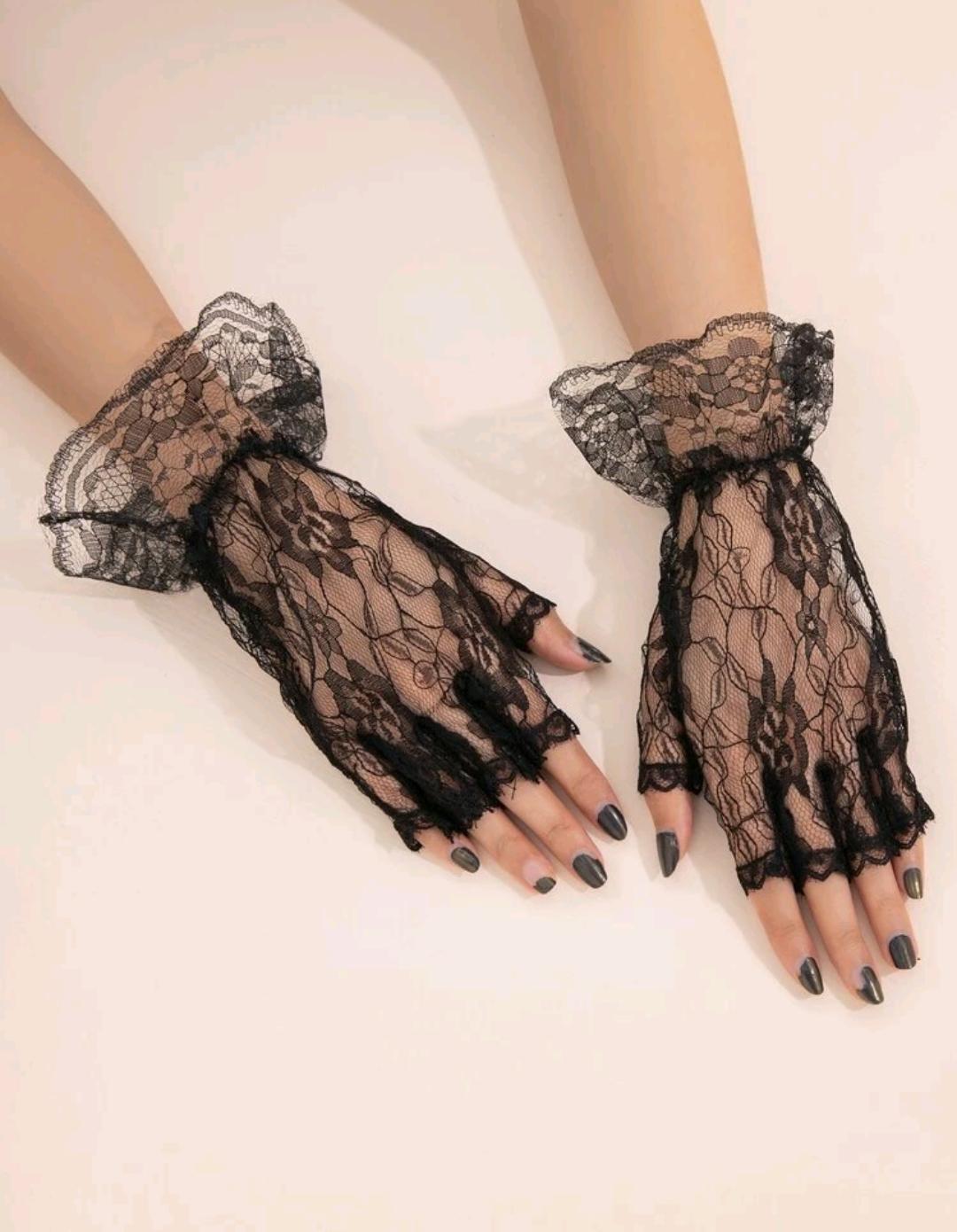 Fingerless Lace Gloves