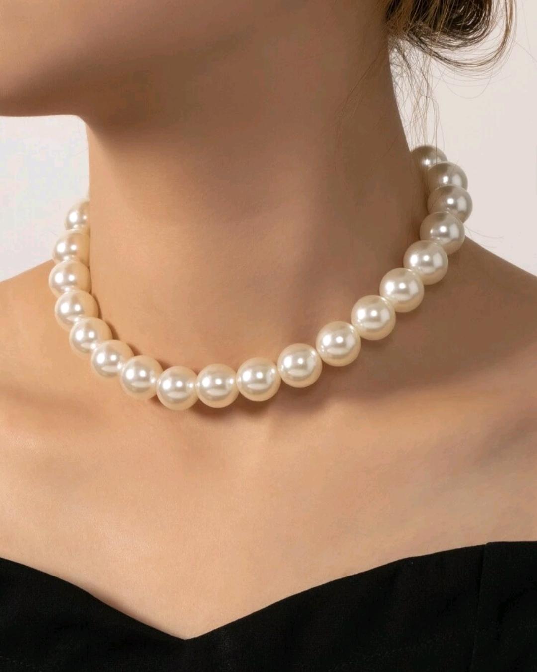 1pc Fashionable & Classic Basic Faux Pearl Necklace