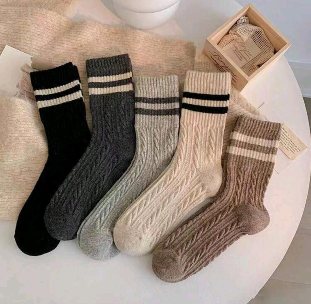 5 Pairs Random Delivery Mid-Calf Wool Socks