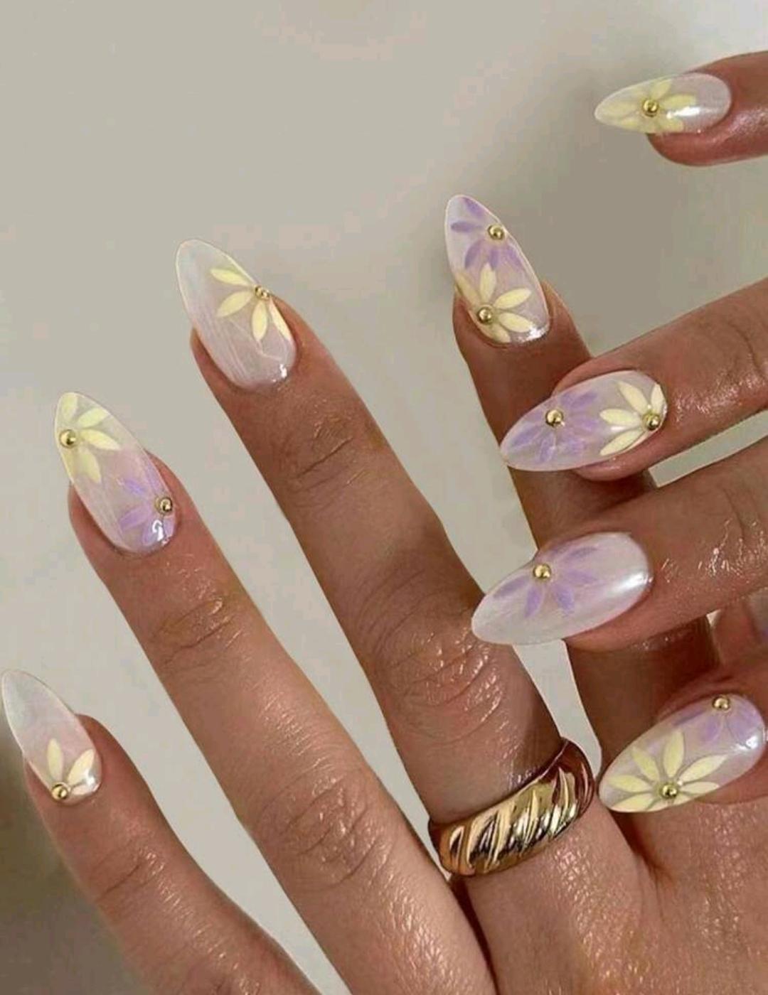 Yellow Purple Flower Fake Nails, Glossy Charm Gold Beads Design Medium Almond Press On Nails