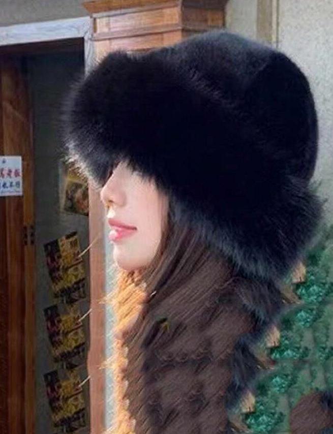 1pc Women Winter Furry Hat, European & Korean Style Warm Headwear, Solid Color Cute & Versatile, Thicker Design