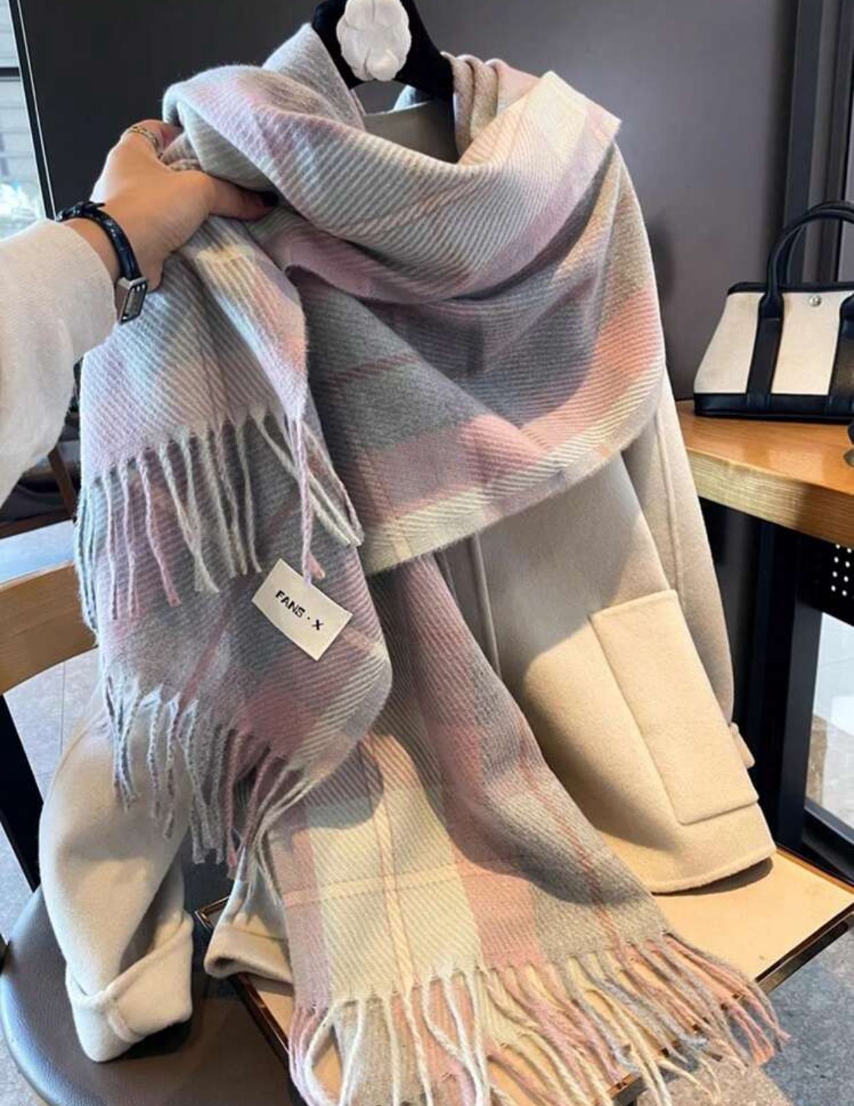 1pc Women Plaid Scarf 2024 Autumn Winter New Korean Version Warm Neck Shawl, Reversible Faux Cashmere Shawl Accessories Women