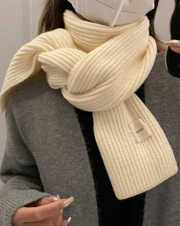 1pc Women's Solid Color Knit Warm Decorative Versatile Collegiate Style Scarf