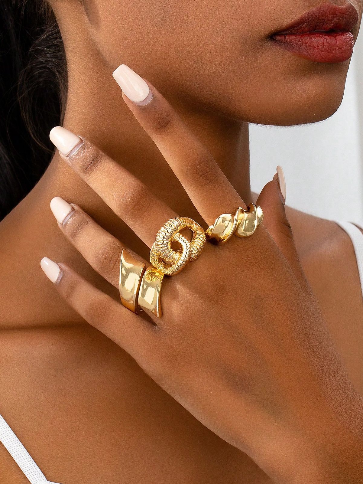 (3pcs) 1 Set Punk Exaggerated Smooth Arc Opening Ring, Geometric Spiral Shaped 8 Ring, And Geometric Spiral Ring, European And American Ins Niche Design Geometric Rings (3pcs), Thick Rings Jewelry Suitable For Women Daily Wear