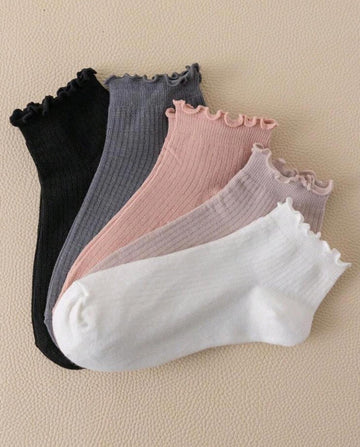 1/5 Pairs Women's Solid Color Ruffle Edge Casual Comfortable Soft Breathable Elegant Fashion Versatile Ankle Socks, Suitable For Daily Wear