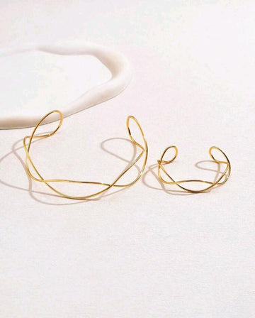 1set Women's Gold-Tone Asymmetrical Shaped Metal Statement Necklace & Bracelet Set