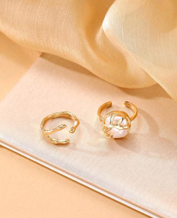 2pcs Metallic Pearl Decor Casual Rings Set