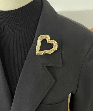 1pc Elegant Retro Fashion Metal Heart Shaped Brooch, Suitable For Women's Everyday & Festival Wear, Perfect Gift For Friends And Family Valentines,Mom,Mother,Mother's Day,Gift