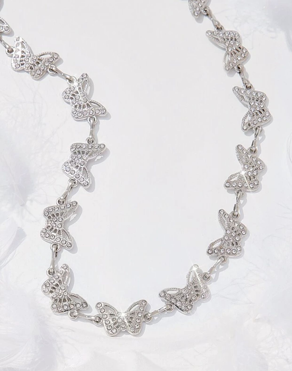 ROMWE Butterfly Decor Chain Belt Street