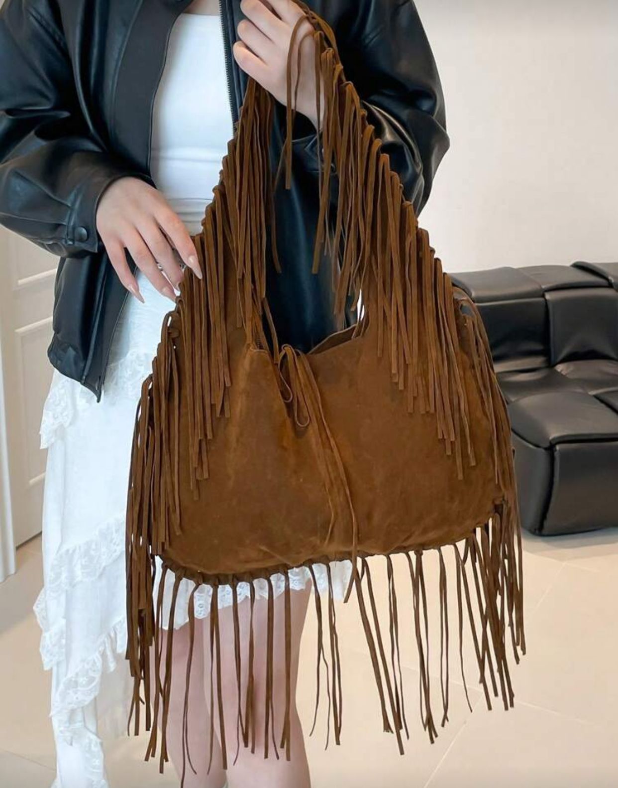 Fringed Bohemian Style Soft Leather Shoulder Bag – Exquisite Suede Material With Stylish Tassel Design, Perfect For Casual And Festival Outfits, Newest Fashionable Suede Bag For Women