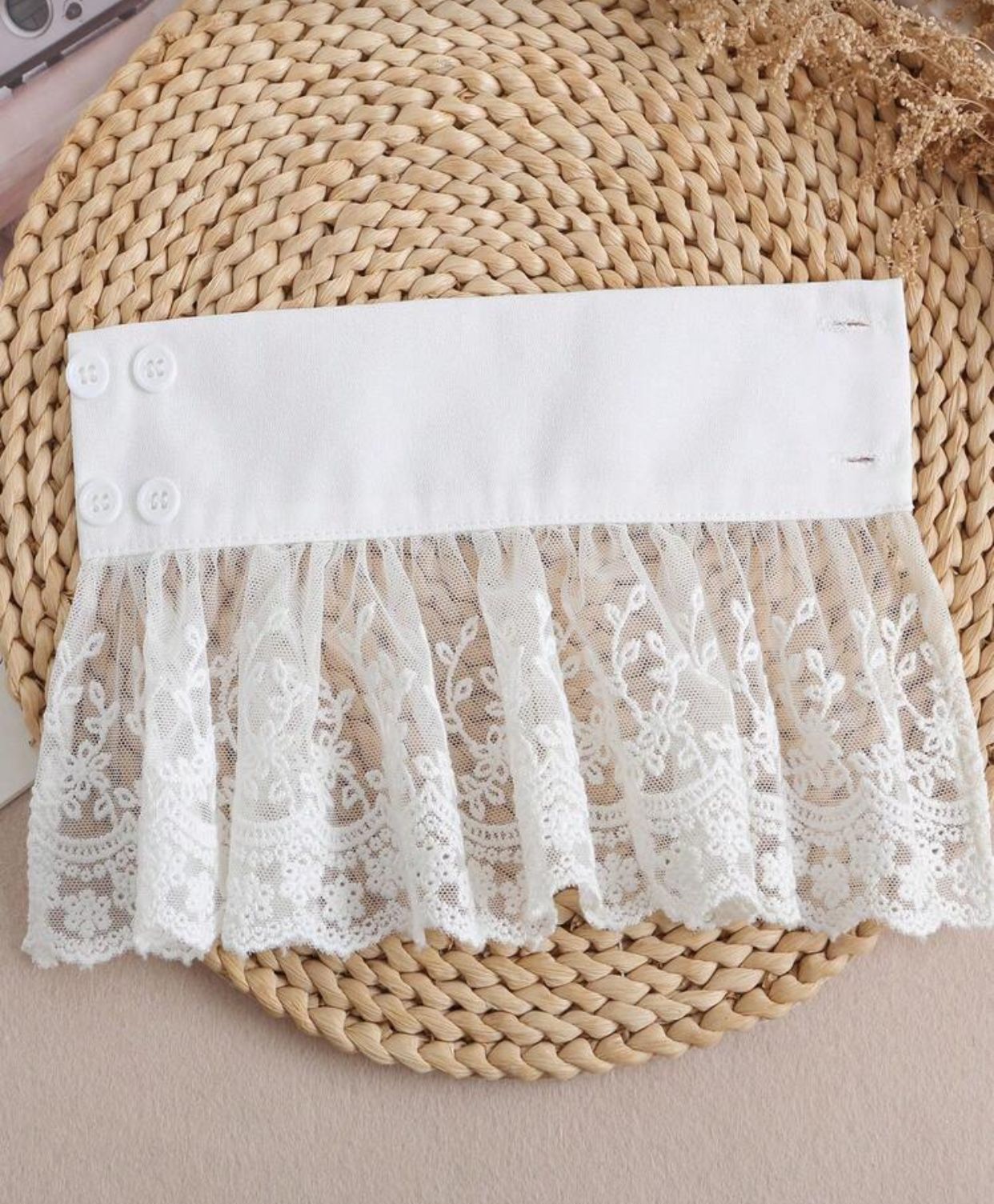 1 Pair Fashionable & Elegant Lace Hollow Floral Sleeve Cuffs