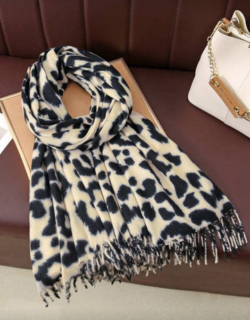 1pc Women Leopard Pattern Cashmere Scarf, New Design With Tassels For Autumn/Winter Scarves, Warm Shawl Suitable For Outdoor Activities And Everyday Wear, Minimalist Design