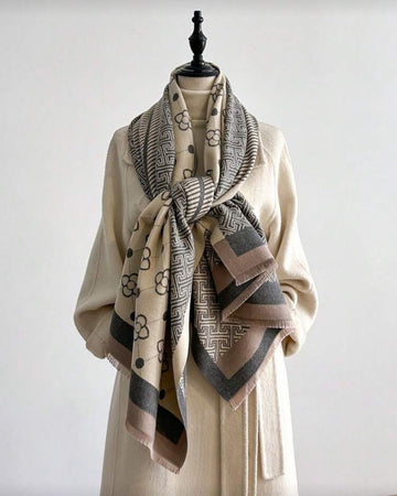 1pc Elegant Clover Pattern Jacquard Scarf, Warm And Fashionable Shawl For Women, Suitable For Air-Conditioned Rooms, Autumn/Winter For Dress