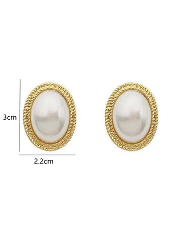 1pair French Vintage Simple Elliptical Faux Pearl Stud Earrings