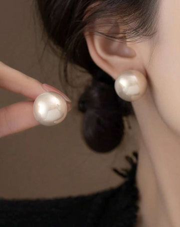 1 Pair French Minimalist Faux Pearl Stud Earrings Suitable For Women's Daily Commute Wear