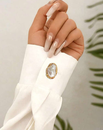 1pc Fashion Elegant Sexy Exaggerated Geometric Meander Water Drop Matte Gold Comma French Shirt Cufflinks & Collar Clips, Women's Premium Accessories Suitable For Party,