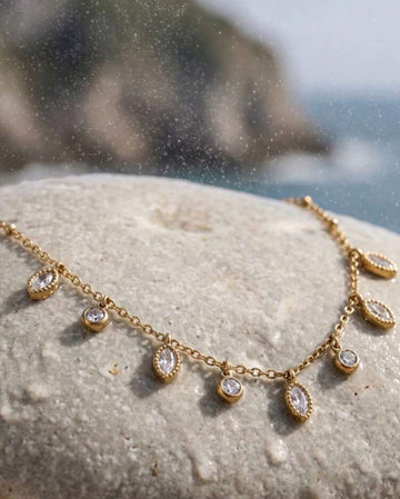 Fashion Stainless Steel Minimalist Luxury 18K Gold Niche Design Rhinestone Tassel Choker Necklace