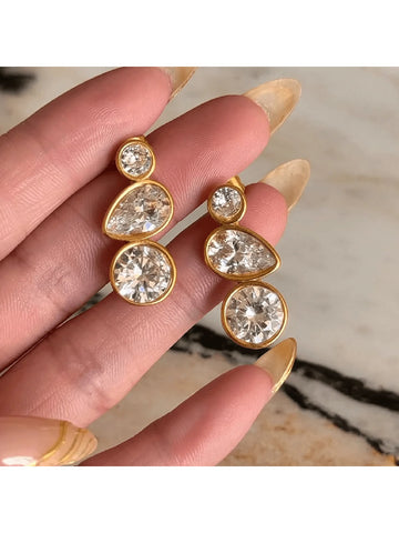 VKHK 1 Pair Luxury 18K Gold Plated Stainless Steel Crystal Stud Earrings, Suitable For Women's Daily And Wedding Wear, Gift