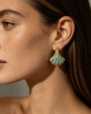 French Ins Summer Fresh Fan-Shaped Shell Enamel Stud Earrings, Delicate Soft Matte Metal Lines With Skin-Friendly Sweat-Resistant 304 Stainless Steel